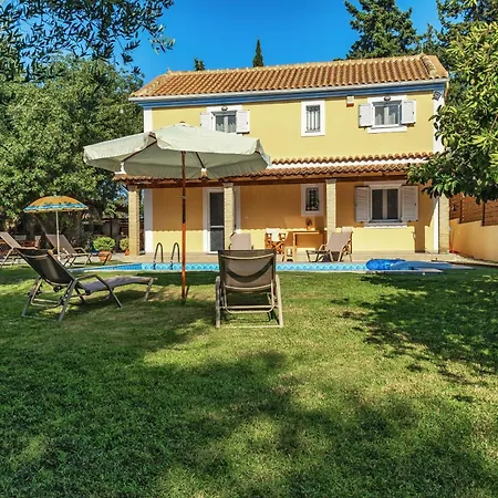 Kardaris Vila Tragaki