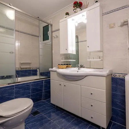 Vila Kardaris