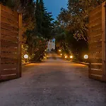 Kardaris Villa *