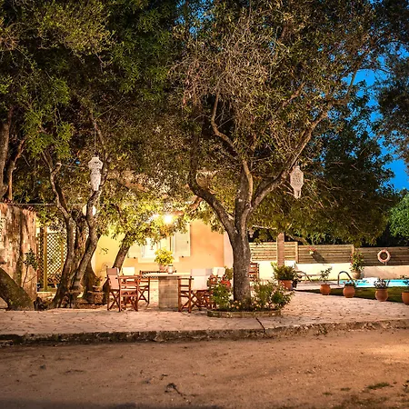 Villa Kardaris Tragaki