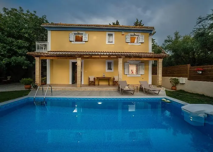 Kardaris Vila Tragaki